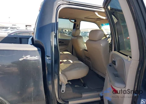 2001 Ford F-150 King Ranch Edition/Lariat/Xlt from USA, damaged, VIN 1FTRW08W71KB17532